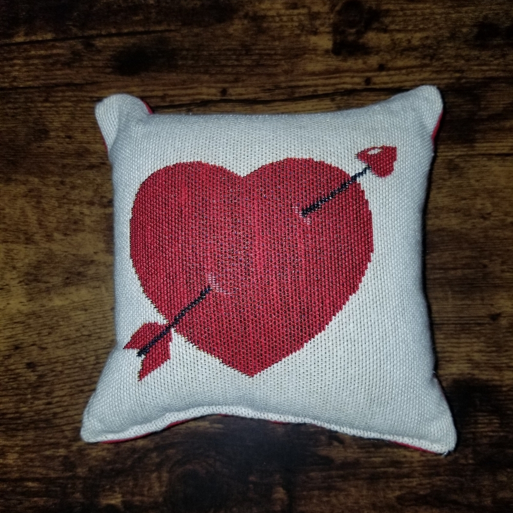 Small Cupid Heart and Arrow Decorative Red And Cream Accent Pillow